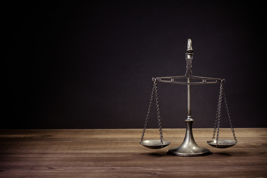 上海刑事律師解讀：冒充國家機關工作人員進行詐騙的罪行認定