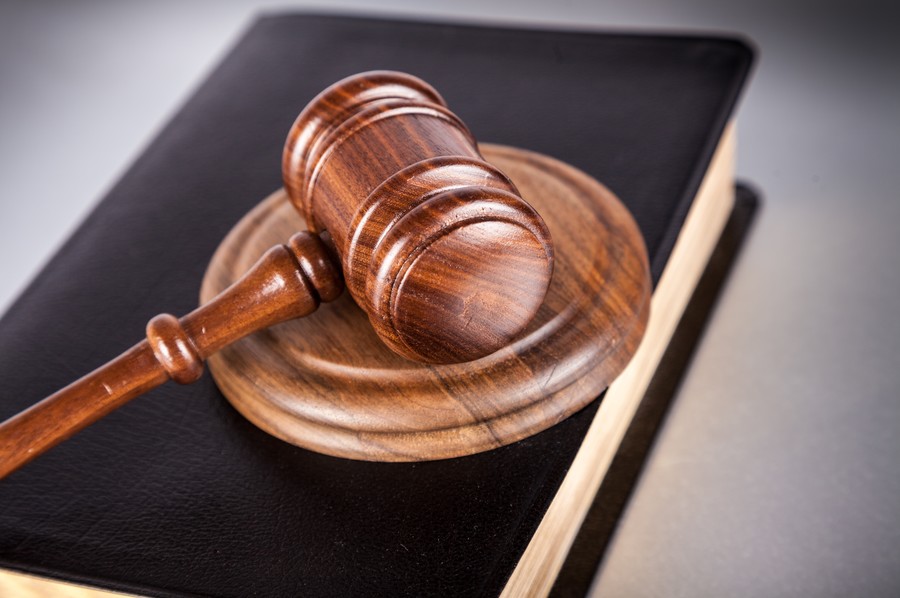 上海刑事案件律師：經(jīng)濟(jì)犯罪立案證據(jù)的多維度解析