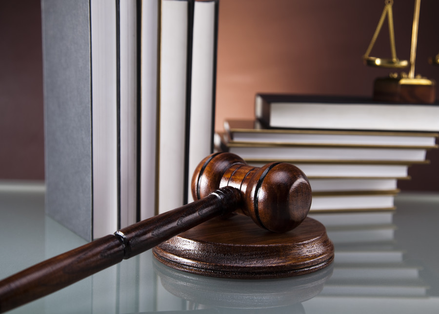 奉賢區刑事律師視角：網購手機配件牽出制假案，制假售假的處罰剖析