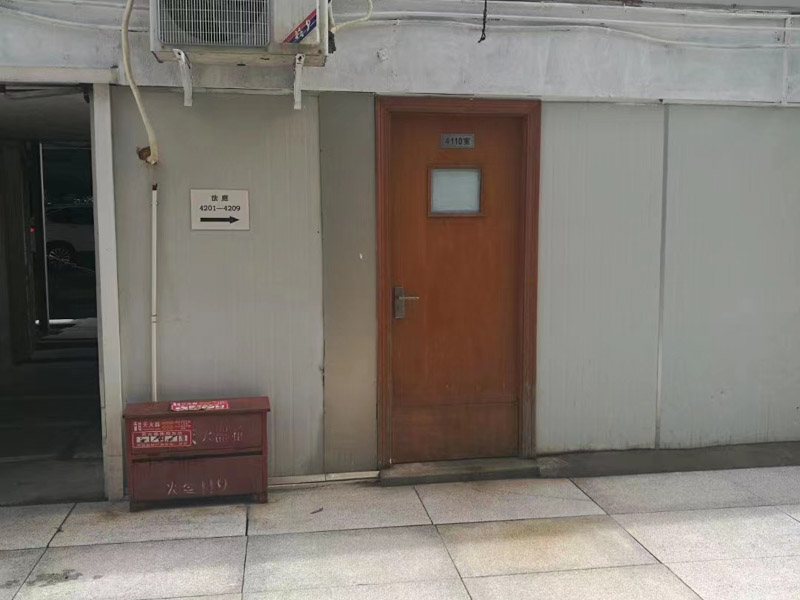 向被害人投案的行為是否認定為自首?上海刑事案件知名律師告訴您