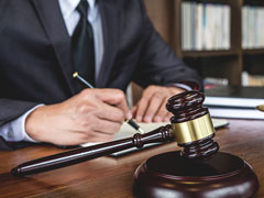 <b>上海刑事拘留律師解讀：哪些違法行為會導致刑事拘留？</b>